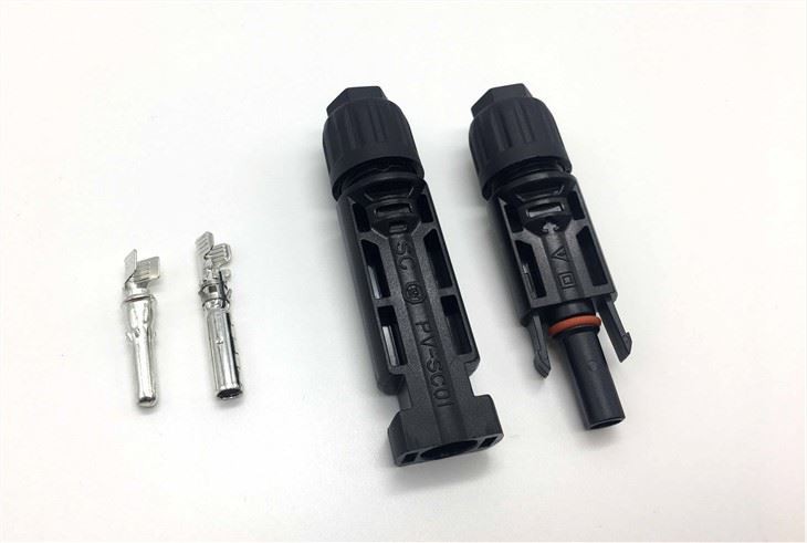 ขั้วต่อโซลาร์เซลล์แสงอาทิตย์ไฟฟ้า 1500VDC