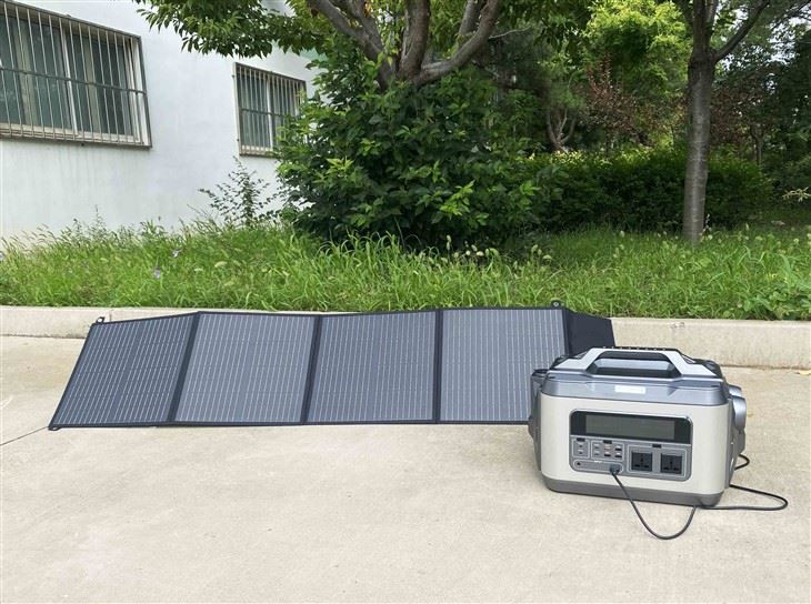 สถานีพลังงานแบบพกพา 2200W